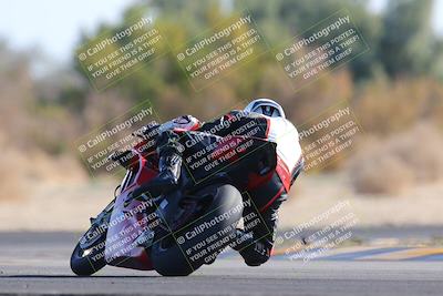 media/Dec-18-2022-SoCal Trackdays (Sun) [[8099a50955]]/Turn 7 Backside (1125am)/